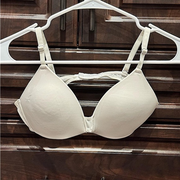 Hanes 36/XL WHITE BRA - Picture 1 of 4